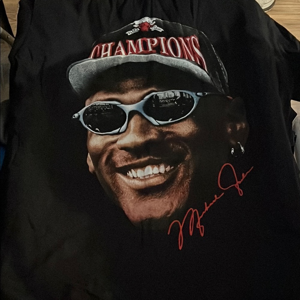 Black Champions Graphic Short Sleeve Tee